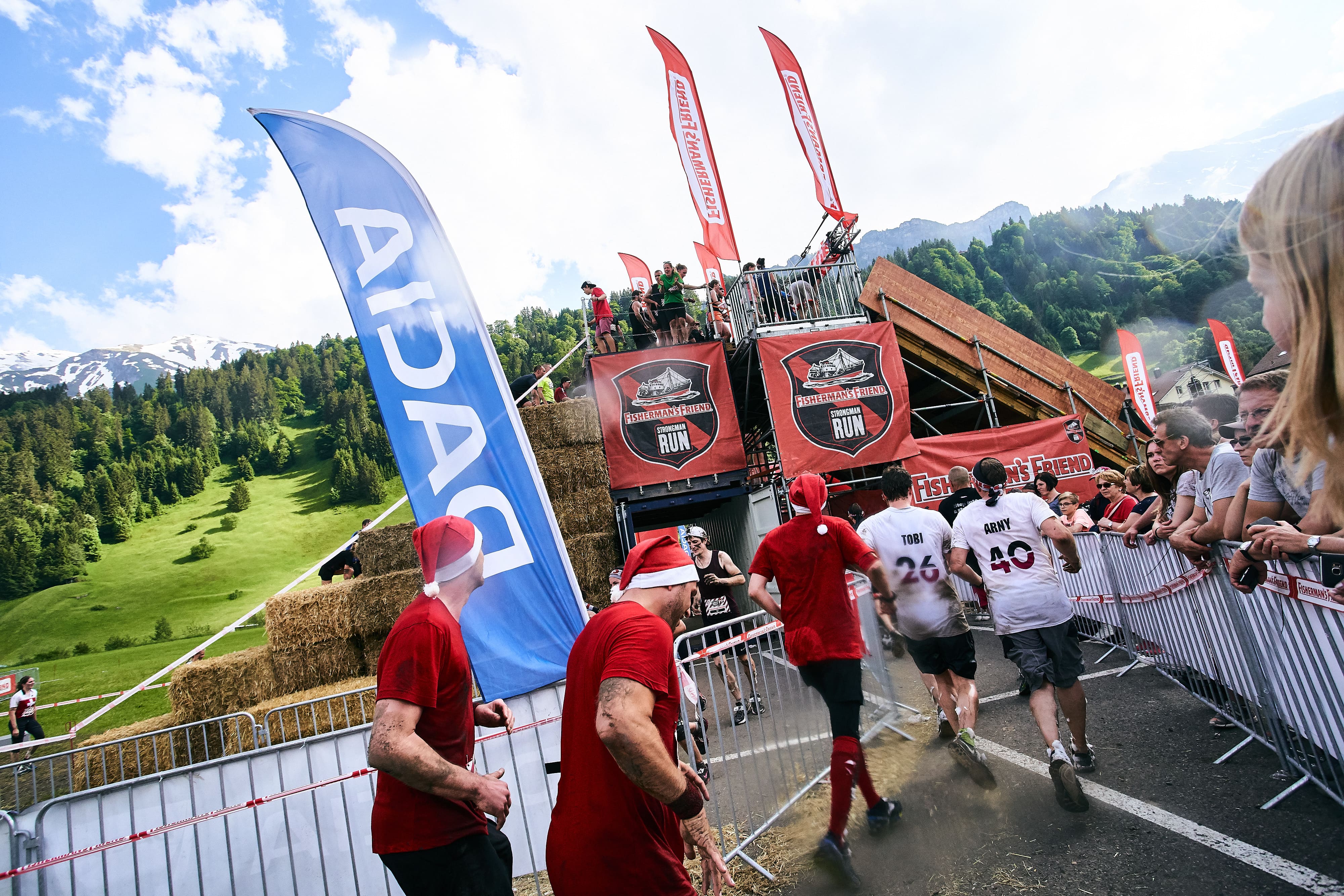 EXTRA STARK! DACIA AM FISHERMAN’S FRIEND STRONGMANRUN IN ENGELBERG